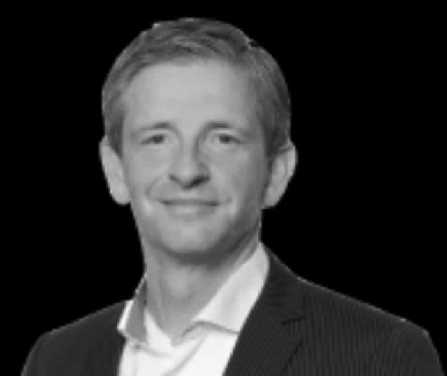 Ruud 683x1024 transparant 290x435