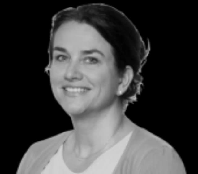 Petra 1 683x1024 1 290x435